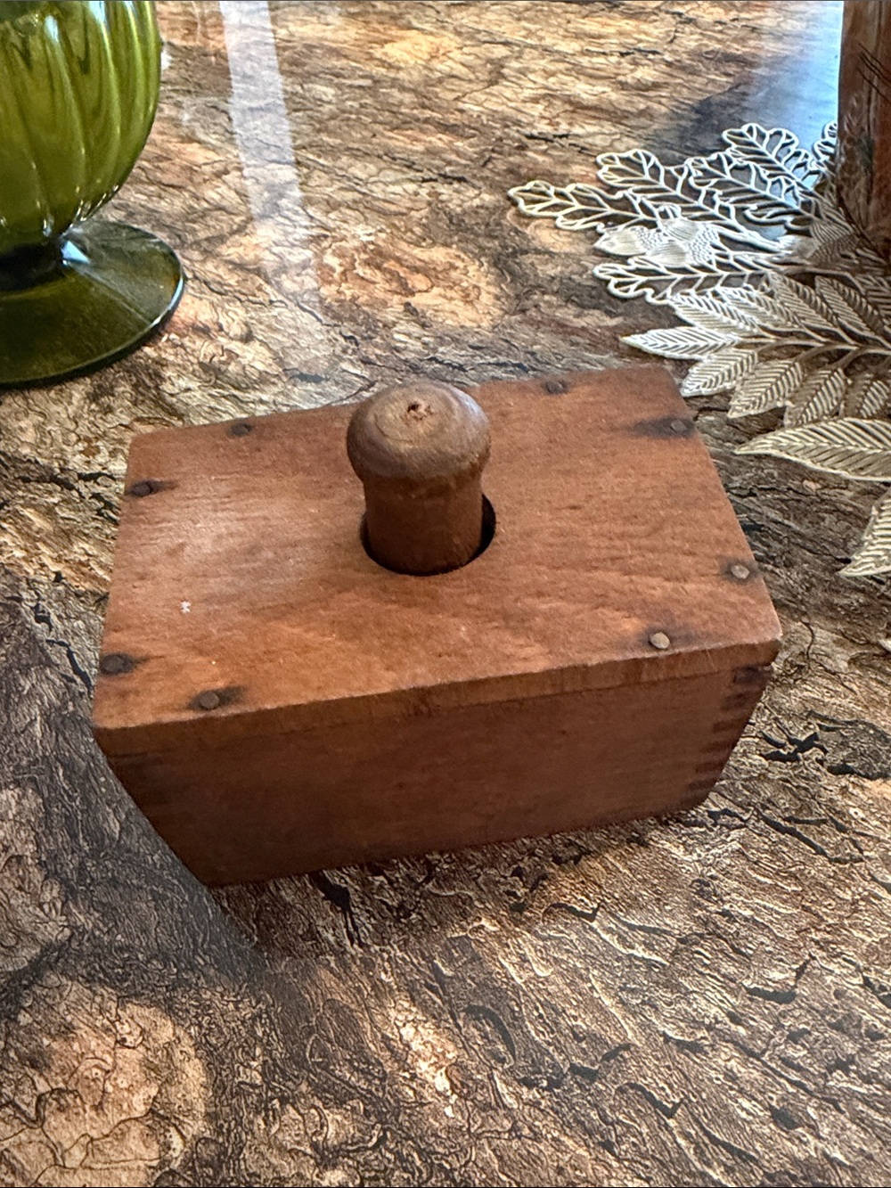 Vintage Wooden Press with Turn Knob - Warm Brown Finish